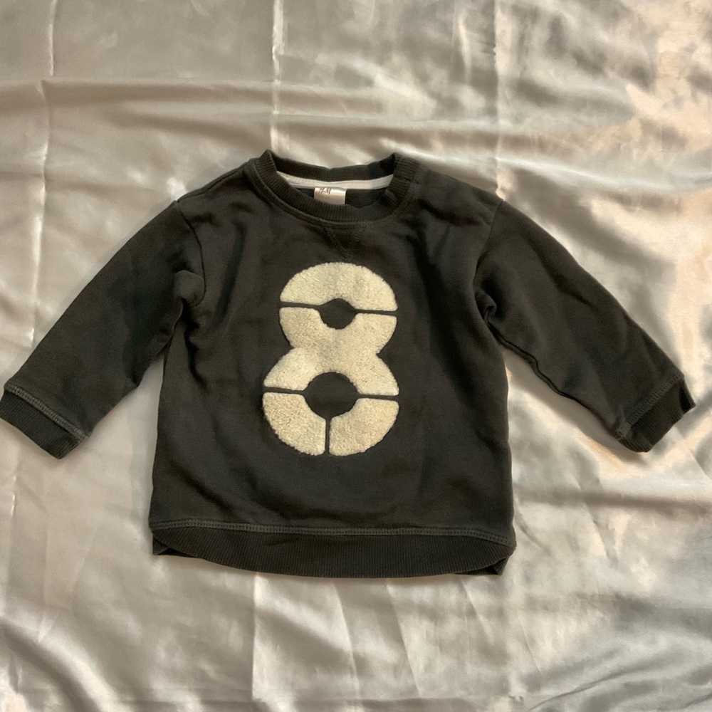 H&M sweater